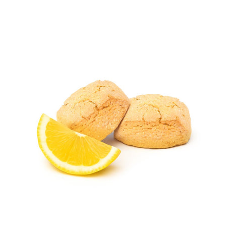 Canistrelli au citron, biscuits corses artisanaux dorés et croustillants avec tranche de citron